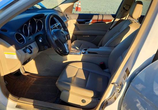 2014 Mercedes-benz C მანქანა იყიდება აუქციონზე, vin: WDDGF8AB2EA913135, აუქციონის ნომერი: 78808615