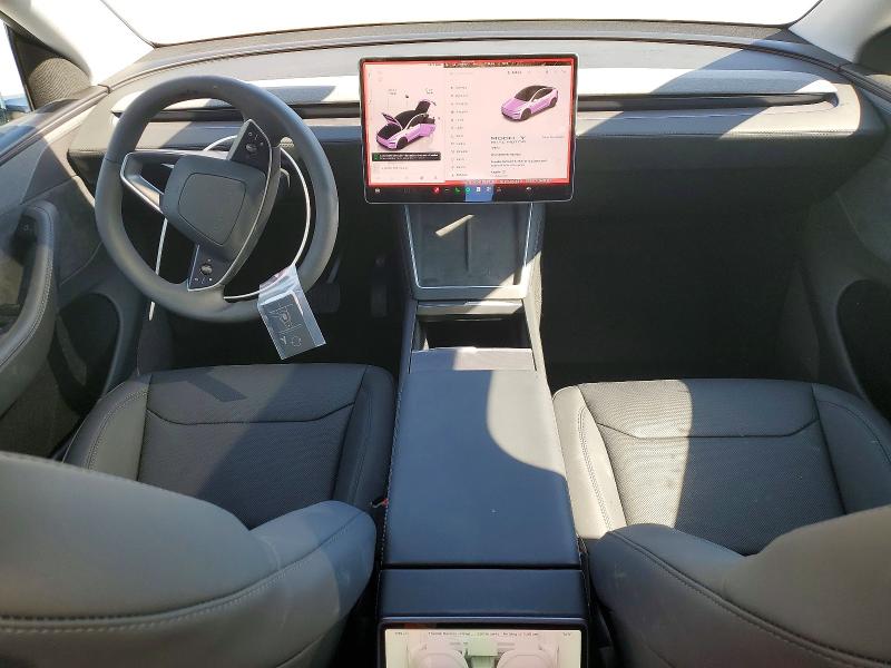 78685185 :رقم المزاد ، 7SAYGDEE4TF526263 vin ، 2026 Tesla Model Y مزاد بيع