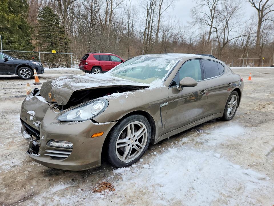 77114665 :رقم المزاد ، WP0AA2A76DL013817 vin ، 2013 Porsche Panamera مزاد بيع