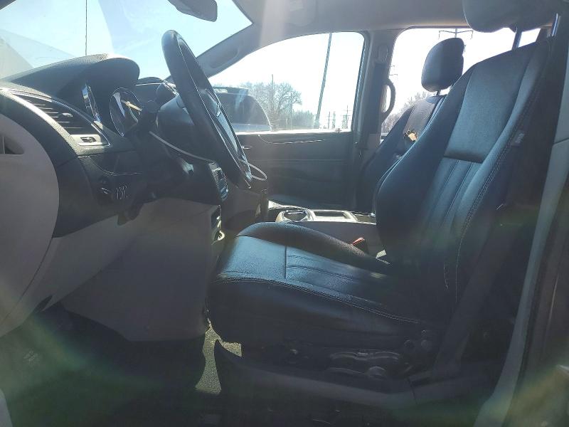79400865 :رقم المزاد ، 2C4RC1BG4FR577482 vin ، 2015 Chrysler Town & Country مزاد بيع