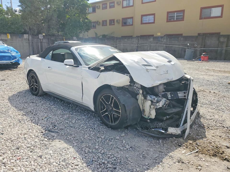 77791255 :رقم المزاد ، 1FATP8UH2L5106342 vin ، 2020 Ford Mustang مزاد بيع