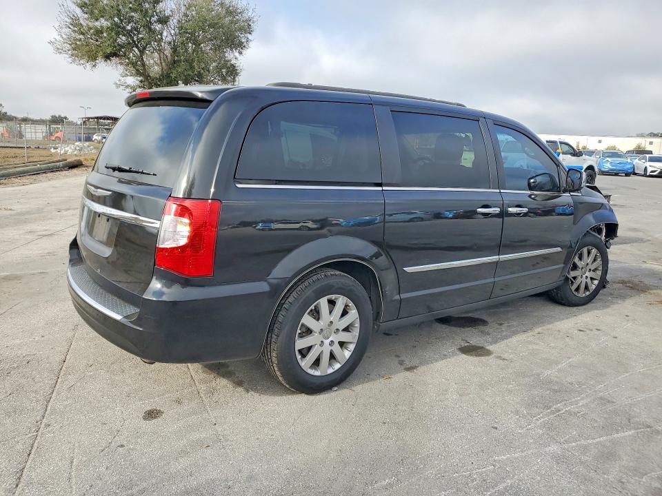 2016 Chrysler Town & Country მანქანა იყიდება აუქციონზე, vin: 2C4RC1BG6GR213825, აუქციონის ნომერი: 77184275