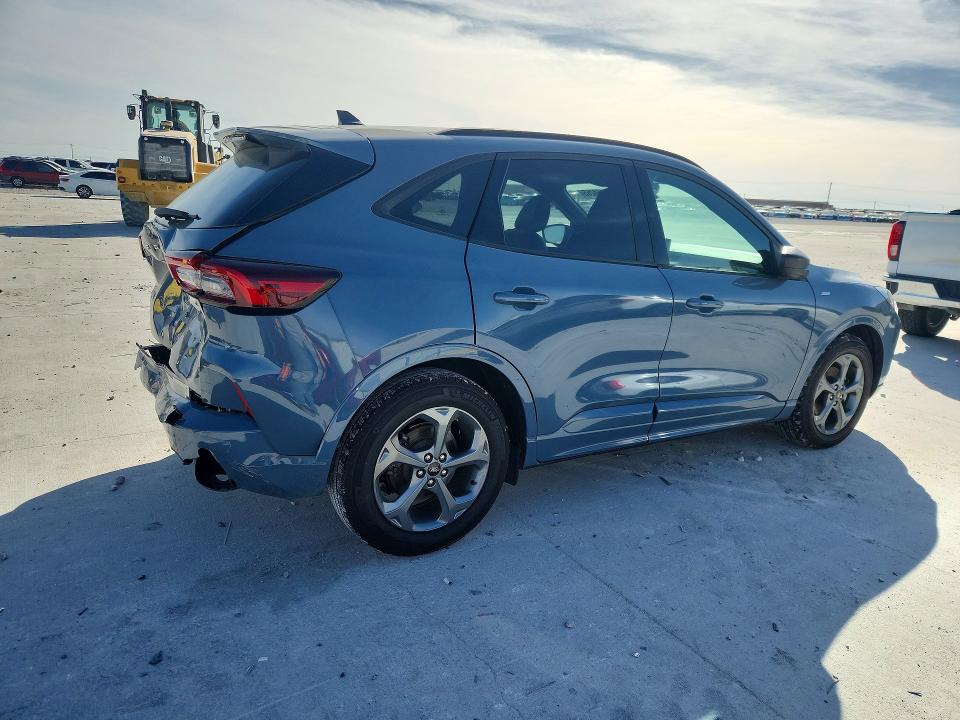 2023 Ford Escape მანქანა იყიდება აუქციონზე, vin: 1FMCU0MN8PUA23225, აუქციონის ნომერი: 78468265