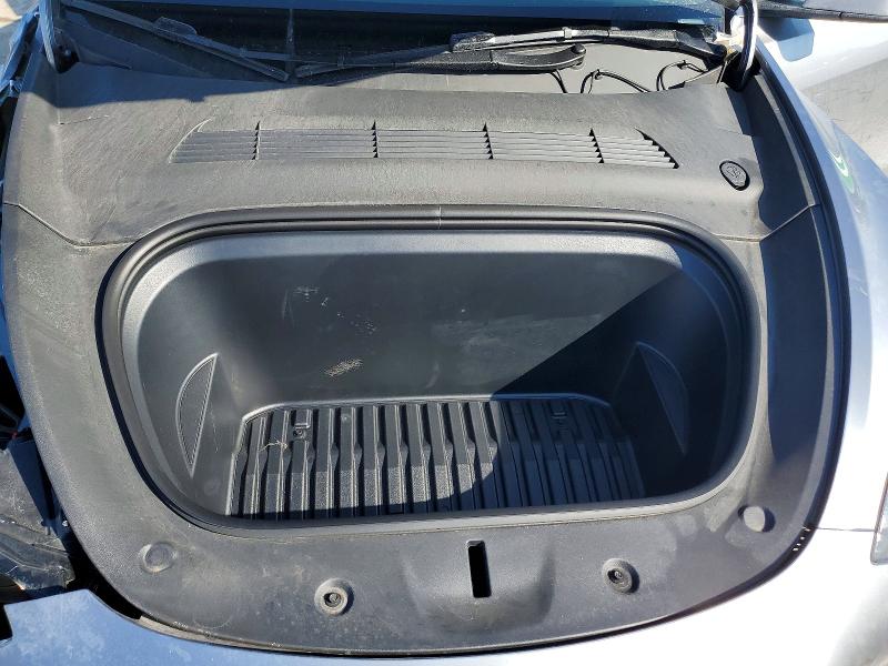 2024 Tesla Model Y მანქანა იყიდება აუქციონზე, vin: 7SAYGDEE3RA294714, აუქციონის ნომერი: 75956055