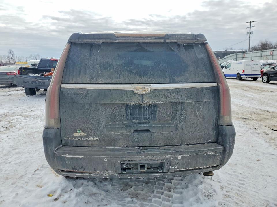 Продажа на аукционе авто 2015 Cadillac Escalade L, vin: 1GYS4MKJ8FR677306, номер лота: 75105415
