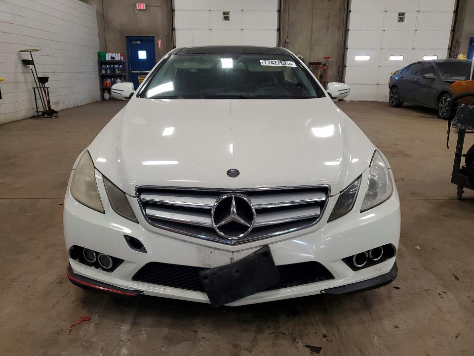 77427625 :رقم المزاد ، WDDKJ7CB5AF004450 vin ، 2010 Mercedes-benz E مزاد بيع