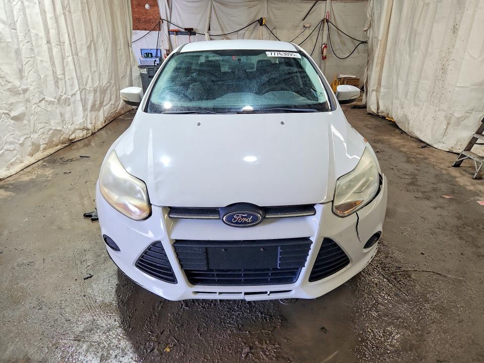 Продажа на аукционе авто 2014 Ford Focus, vin: 1FADP3F22EL105920, номер лота: 77763095