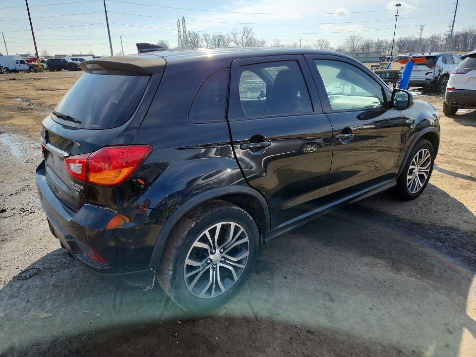 Продаж на аукціоні авто 2018 Mitsubishi Outlander Sport, vin: JA4AR3AW0JU012281, номер лоту: 79311545