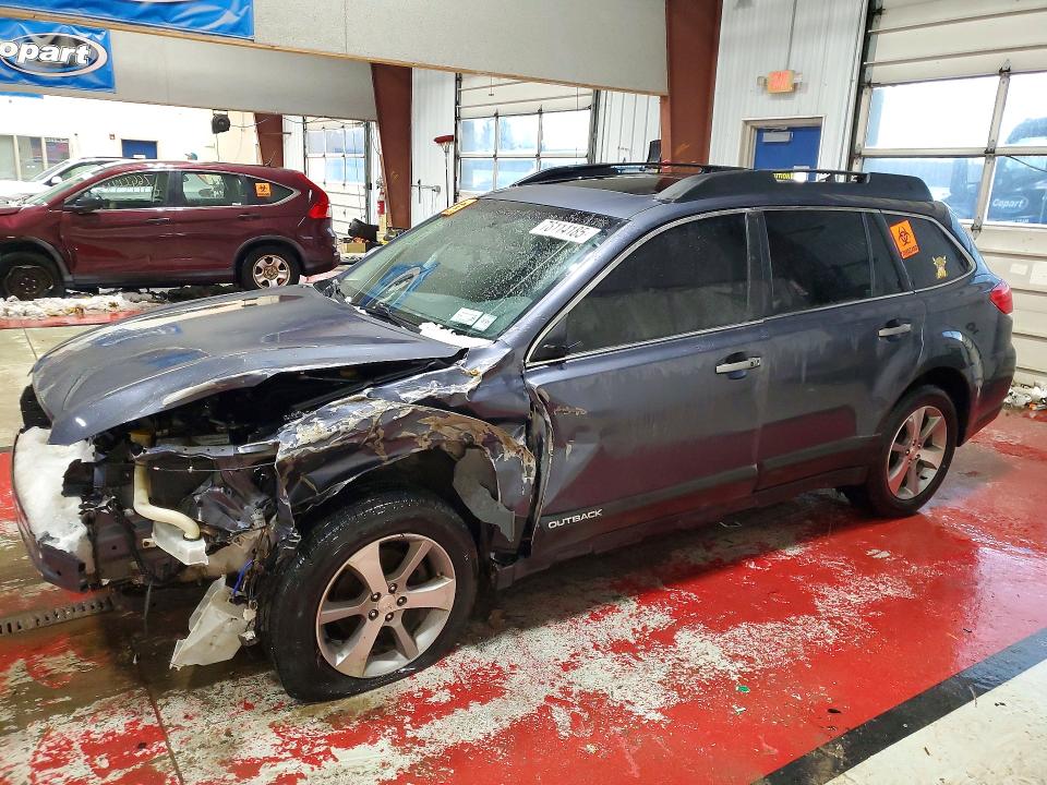 76114185 :رقم المزاد ، 4S4BRBPCXE3285723 vin ، 2014 Subaru Outback مزاد بيع