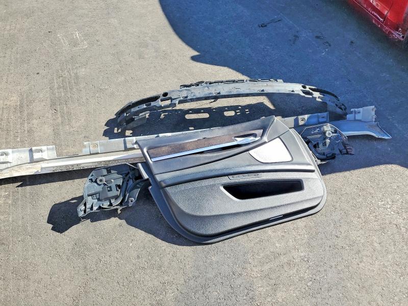 Продажа на аукционе авто 2013 Bmw Alpina B7, vin: WBAYE8C57DDS15977, номер лота: 77900795