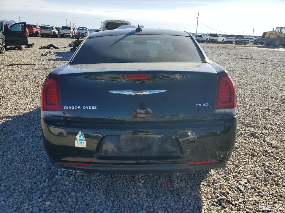 Продажа на аукционе авто 2016 Chrysler 300, vin: 2C3CCABG8GH128484, номер лота: 76614205