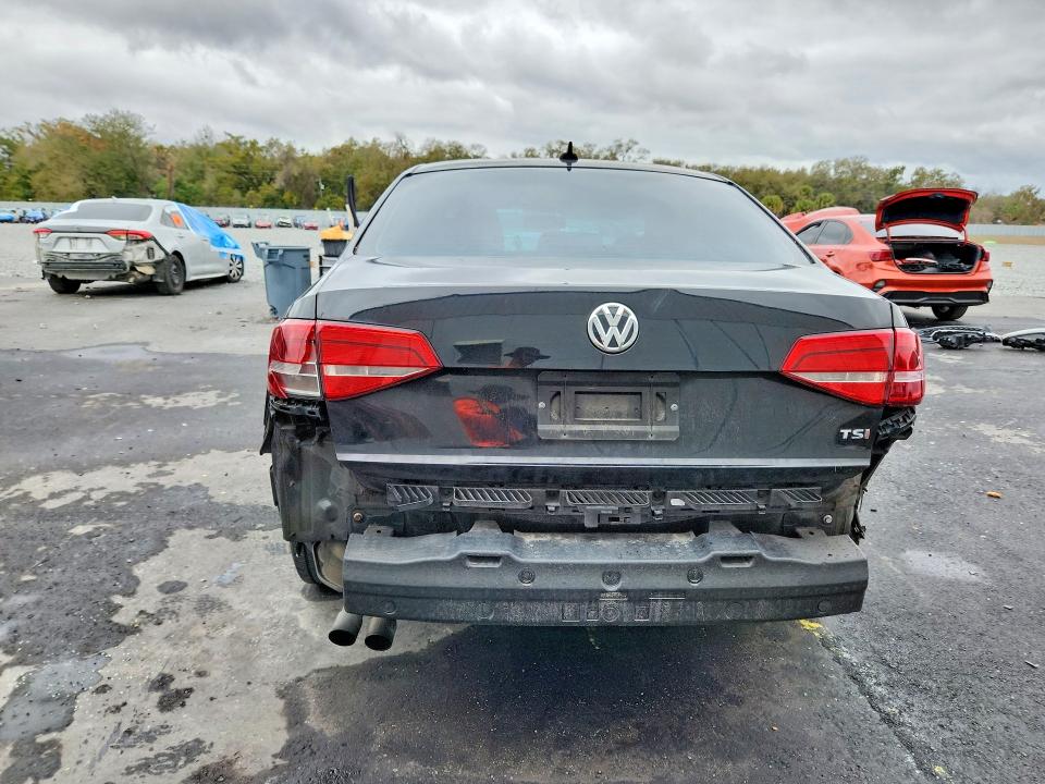 Продажа на аукционе авто 2015 Volkswagen Jetta, vin: 3VWD17AJ6FM237772, номер лота: 76869365