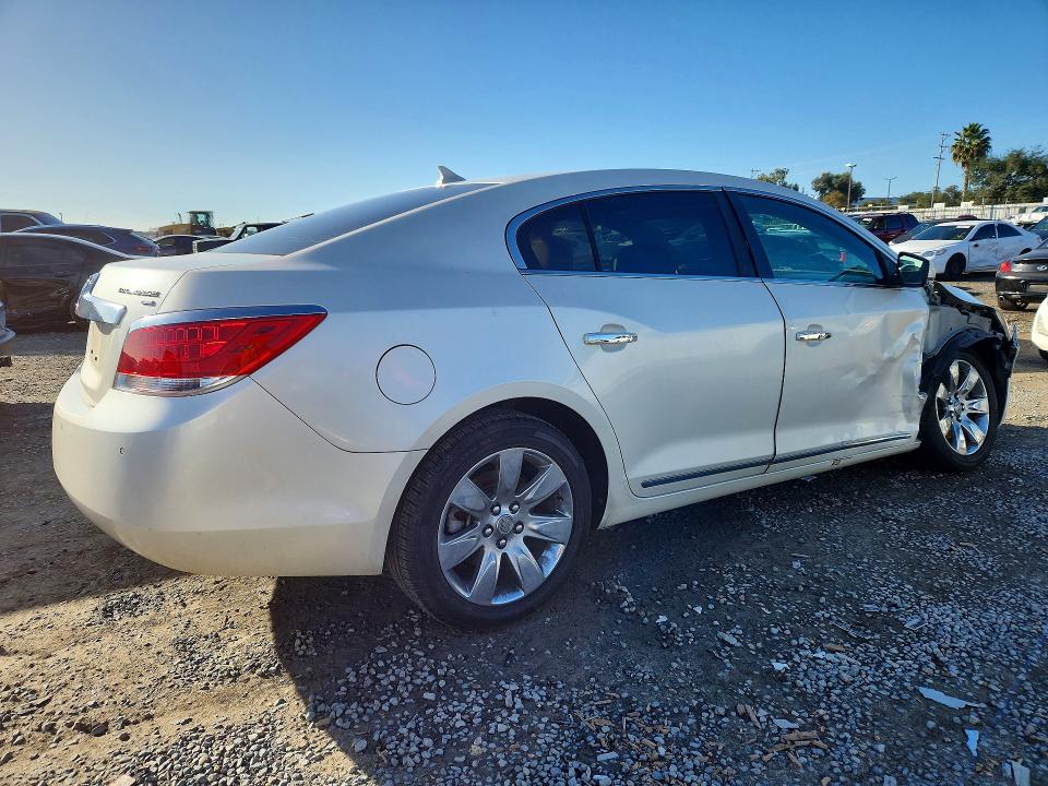 77445175 :رقم المزاد ، 1G4GC5ED8BF399573 vin ، 2011 Buick Lacrosse مزاد بيع
