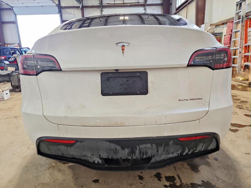 2023 Tesla Model Y მანქანა იყიდება აუქციონზე, vin: 7SAYGAEE6PF762837, აუქციონის ნომერი: 76851895