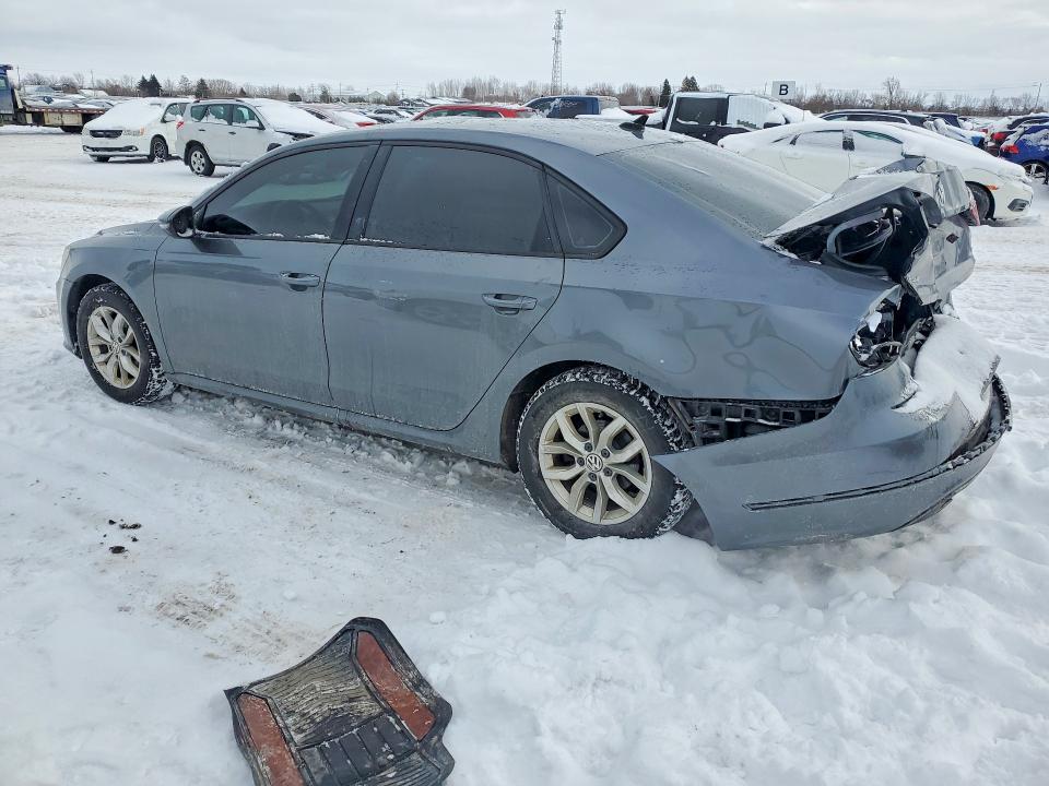 Продажа на аукционе авто 2018 Volkswagen Passat, vin: 1VWAA7A3XJC027500, номер лота: 75312935