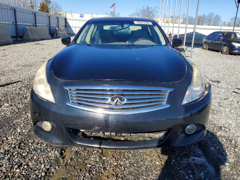 76972385 :رقم المزاد ، JN1CV6AP6FM503565 vin ، 2015 Infiniti Q40 مزاد بيع