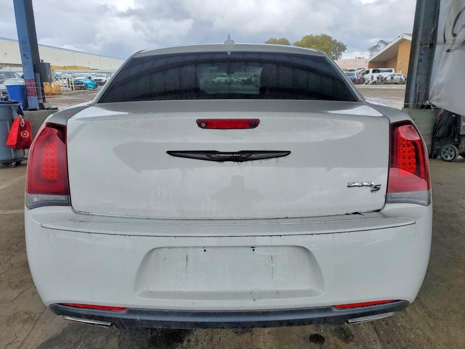 77223615 :رقم المزاد ، 2C3CCABG4KH601113 vin ، 2019 Chrysler 300 مزاد بيع