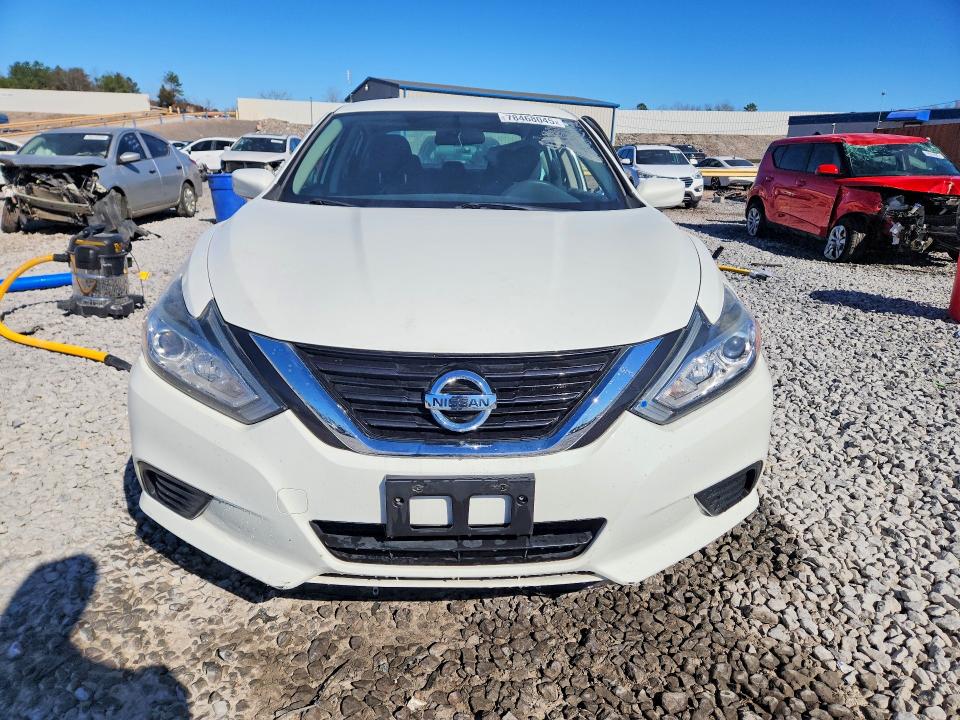 Продажа на аукционе авто 2018 Nissan Altima, vin: 1N4AL3AP2JC290949, номер лота: 78468045