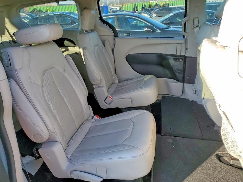 2021 Chrysler Voyager მანქანა იყიდება აუქციონზე, vin: 2C4RC1DG8MR568228, აუქციონის ნომერი: 76441505