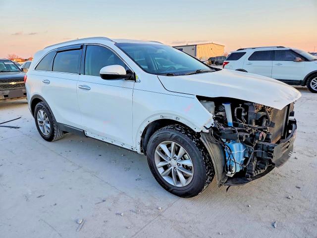 2017 Kia Sorento მანქანა იყიდება აუქციონზე, vin: 5XYPG4A31HG212650, აუქციონის ნომერი: 74793995
