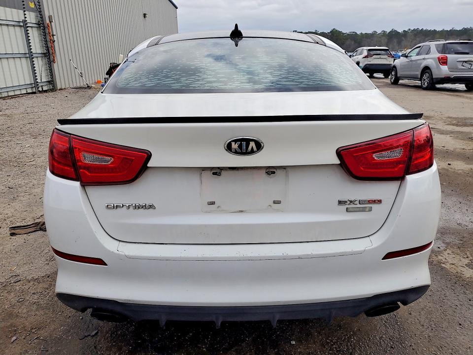 Продажа на аукционе авто 2015 Kia Optima, vin: 5XXGR4A61FG494617, номер лота: 77762335