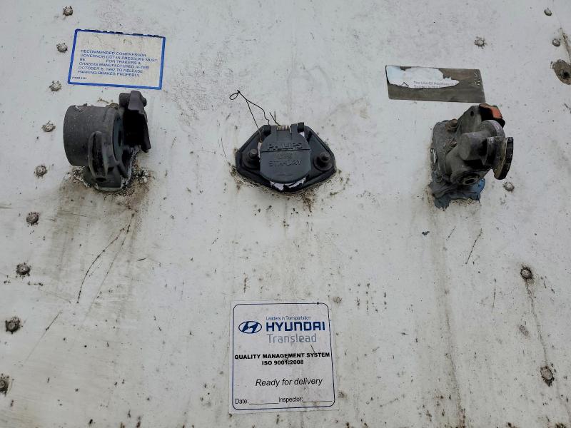 77385155 :رقم المزاد ، 3H3V532C3HT081030 vin ، 2017 Hyundai 53ft Tralr مزاد بيع