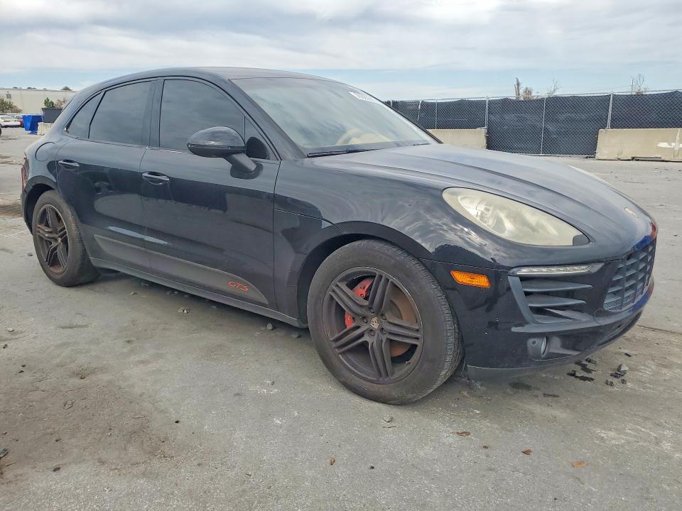 76820905 :رقم المزاد ، WP1AB2A50GLB50282 vin ، 2016 Porsche Macan S مزاد بيع