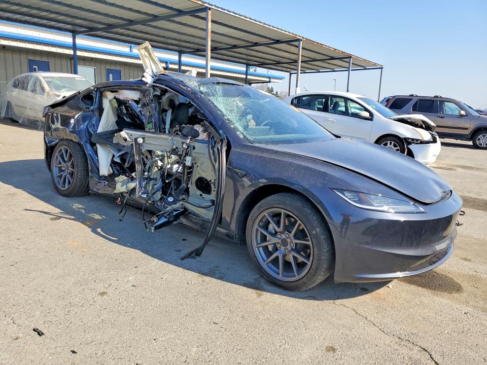 74407565 :رقم المزاد ، 5YJ3E1EA9SF879993 vin ، 2025 Tesla Model 3 مزاد بيع
