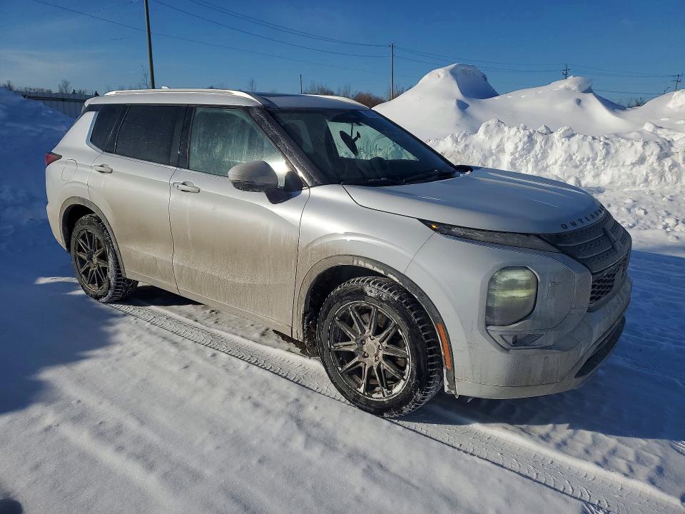 Продажа на аукционе авто 2023 Mitsubishi Outlander, vin: JA4J4VA83PZ603843, номер лота: 76392555