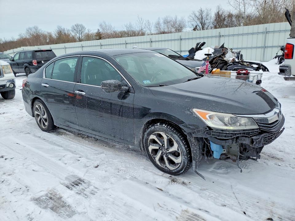 Продажа на аукционе авто 2017 Honda Accord, vin: 1HGCR3F85HA021886, номер лота: 76885975