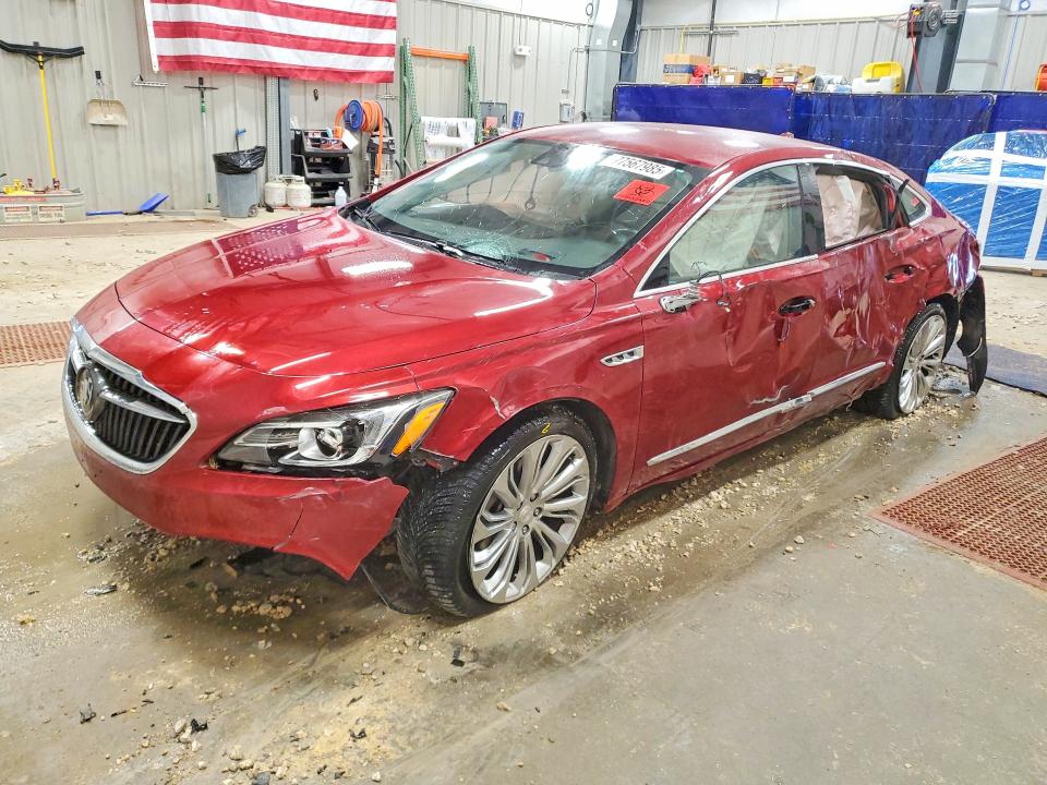 77567985 :رقم المزاد ، 1G4ZR5SS4JU139983 vin ، 2018 Buick Lacrosse مزاد بيع