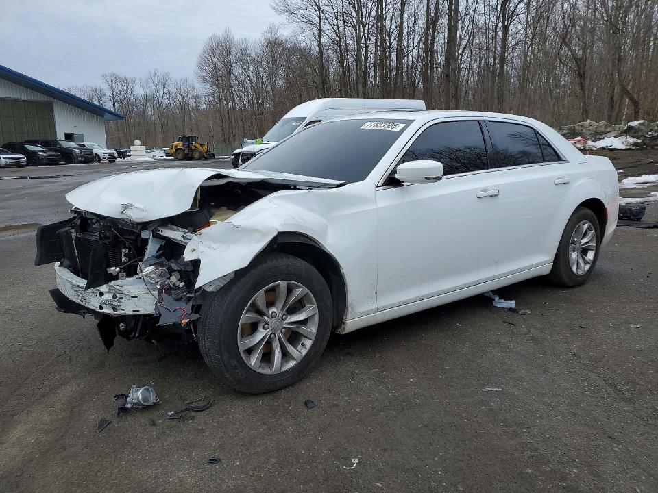 77883505 :رقم المزاد ، 2C3CCAAGXFH893938 vin ، 2015 Chrysler 300 مزاد بيع