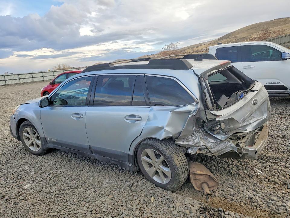 Продаж на аукціоні авто 2014 Subaru Outback, vin: 4S4BRBMC0E3203275, номер лоту: 76471435