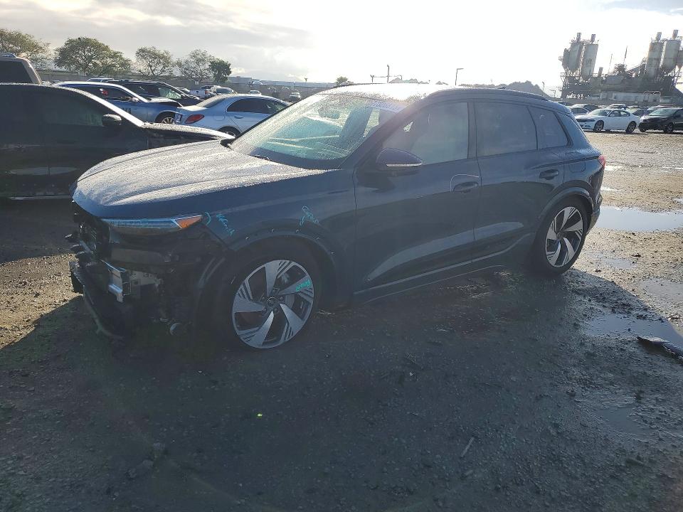 2025 Audi Q6 E-tron მანქანა იყიდება აუქციონზე, vin: WA134BGF3SA023240, აუქციონის ნომერი: 77328815