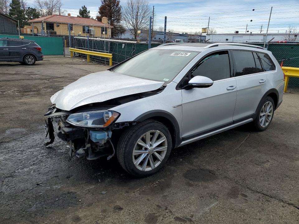 Auction sale of the 2017 Volkswagen Golf Alltrack, vin: 3VWH17AU5HM512546, lot number: 65280786
