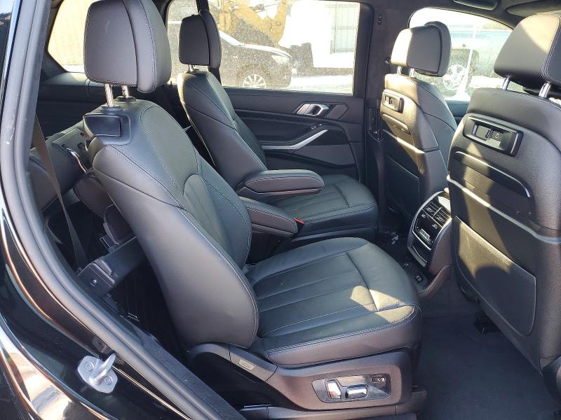 76737985 :رقم المزاد ، 5UXCX6C08M9H52376 vin ، 2021 Bmw X7 M50i مزاد بيع