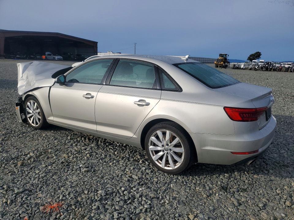 Продажа на аукционе авто 2017 Audi A4, vin: WAUANAF48HN013757, номер лота: 76770135
