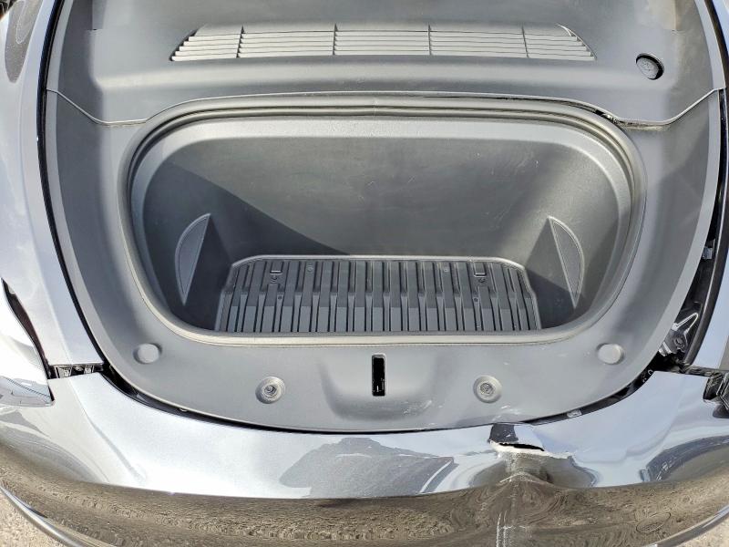77233935 :رقم المزاد ، 7SAYGDEE4RF198416 vin ، 2024 Tesla Model Y مزاد بيع