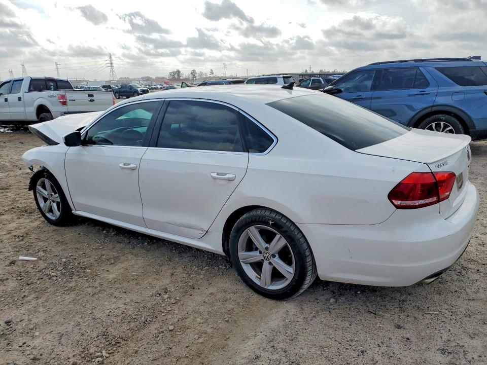 Продажа на аукционе авто 2013 Volkswagen Passat, vin: 1VWBH7A30DC055617, номер лота: 78089095