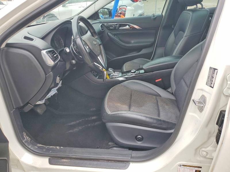 79550135 :رقم المزاد ، SJKCH5CP2JA004989 vin ، 2018 Infiniti Qx30 مزاد بيع