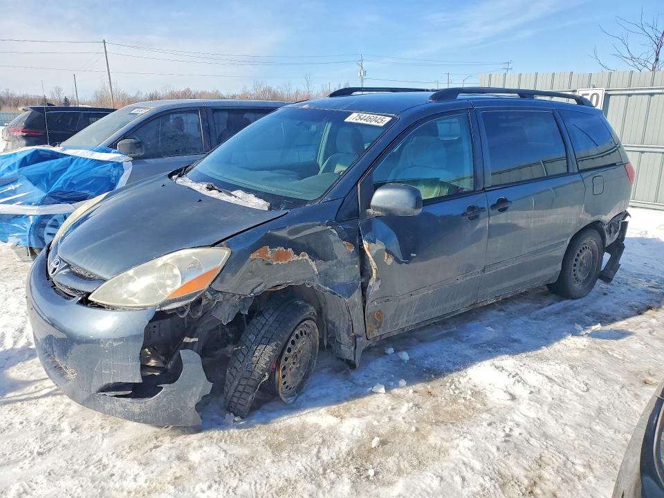 2010 Toyota Sienna მანქანა იყიდება აუქციონზე, vin: 5TDZK4CC9AS307938, აუქციონის ნომერი: 75446045