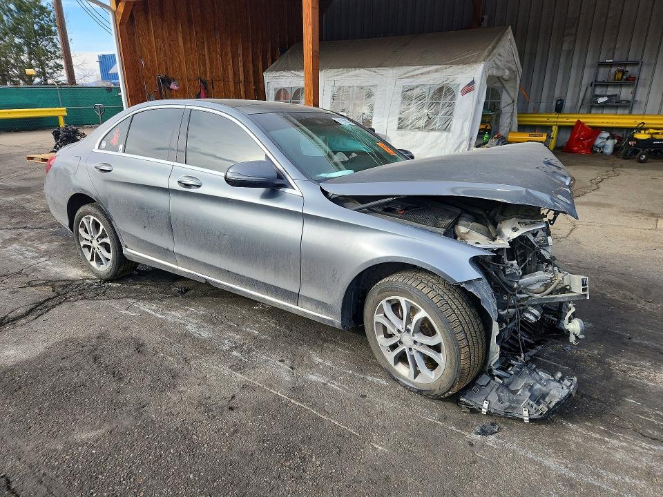 Продажа на аукционе авто 2017 Mercedes-benz C, vin: 55SWF4KB3HU209775, номер лота: 76725635