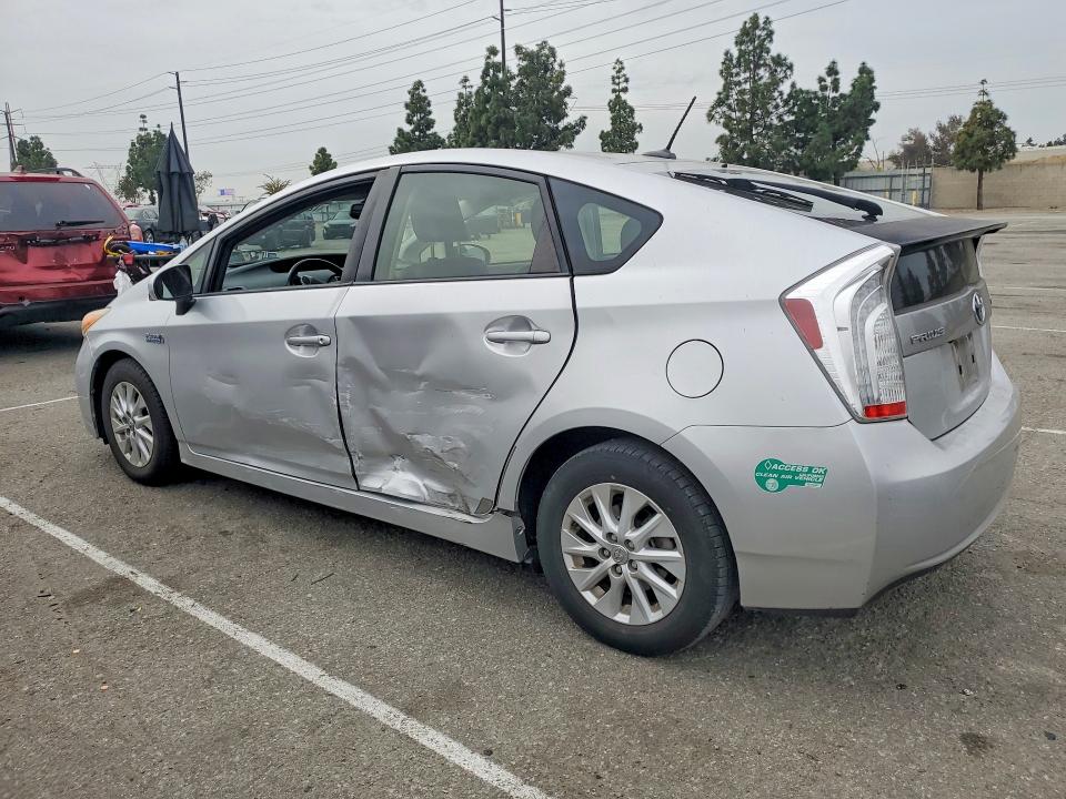 72495785 :رقم المزاد ، JTDKN3DP5C3001442 vin ، 2012 Toyota Prius Plug مزاد بيع