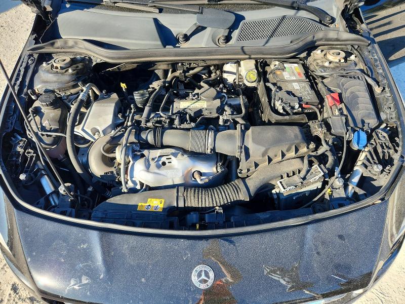 75851815 :رقم المزاد ، WDDSJ4EB8JN669702 vin ، 2018 Mercedes-benz Cla مزاد بيع