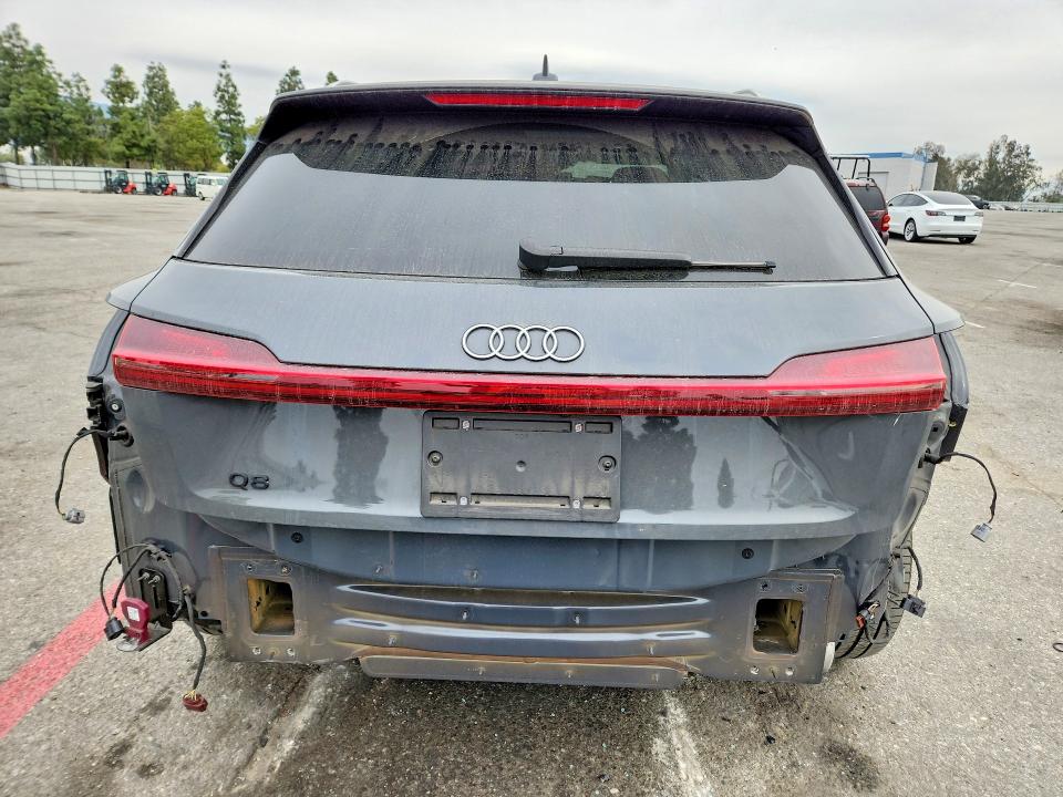 Aukcja sprzedaży 2024 Audi Q8 E-tron, vin: WA15AAGE2RB015718, numer aukcji: 76760105
