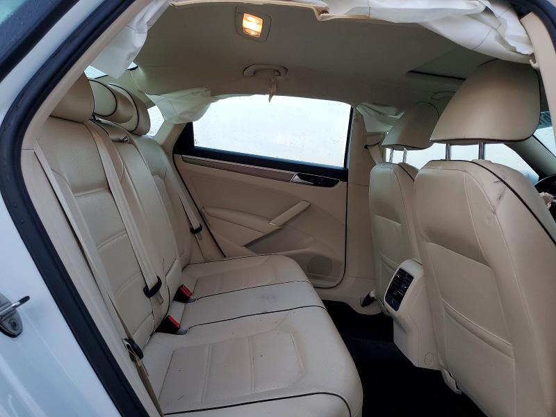 Продажа на аукционе авто 2016 Volkswagen Passat, vin: 1VWBS7A39GC023822, номер лота: 77046155
