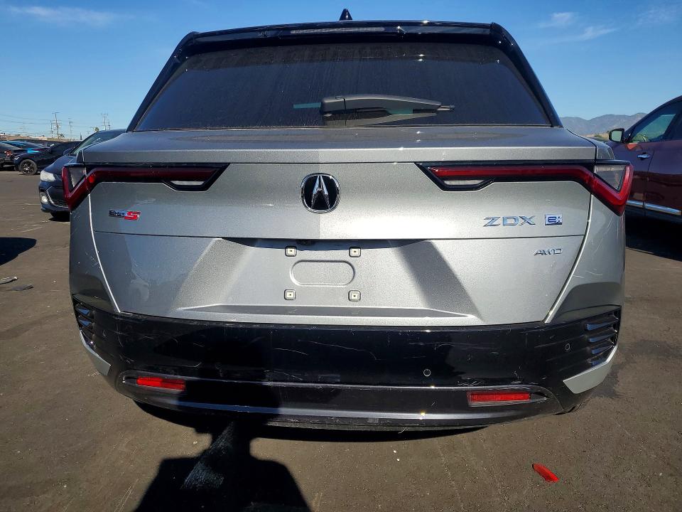 79415825 :رقم المزاد ، 4W5XHPRL8RZ517362 vin ، 2024 Acura Zdx مزاد بيع