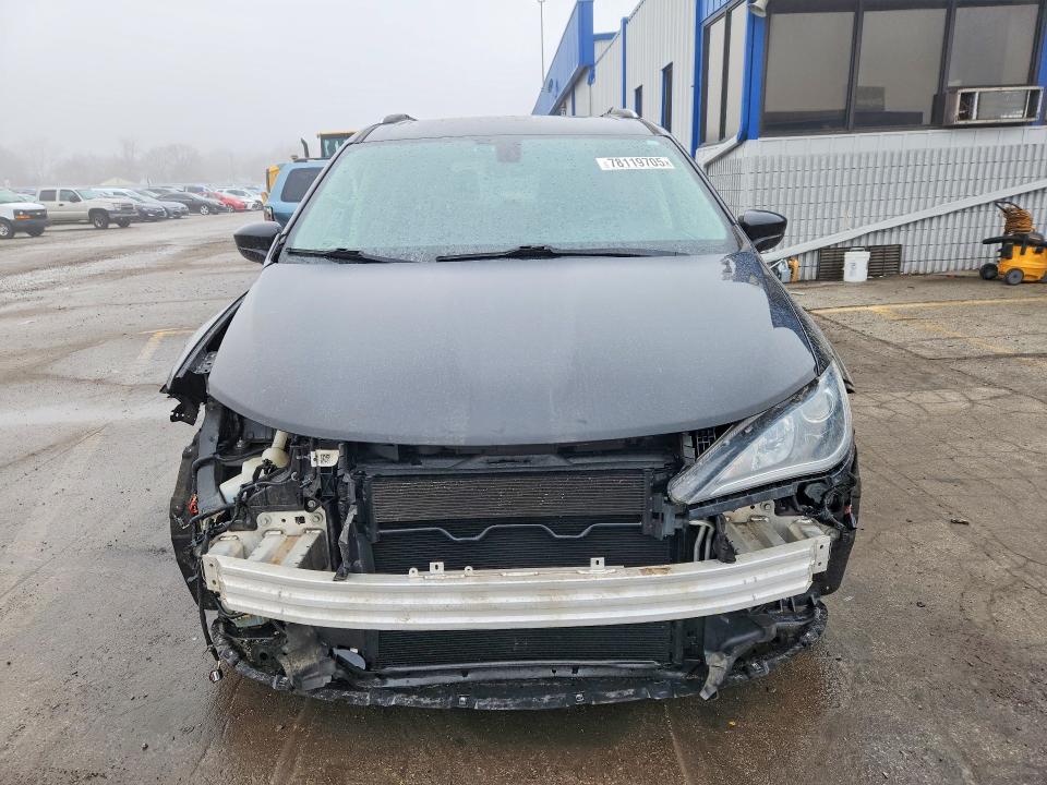 78119705 :رقم المزاد ، 2C4RC1EG9KR569335 vin ، 2019 Chrysler Pacifica مزاد بيع