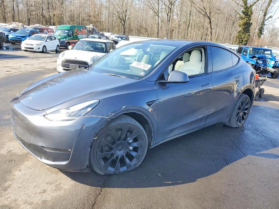 Продажа на аукционе авто 2022 Tesla Model Y, vin: 7SAYGDEE9NF438828, номер лота: 78957265