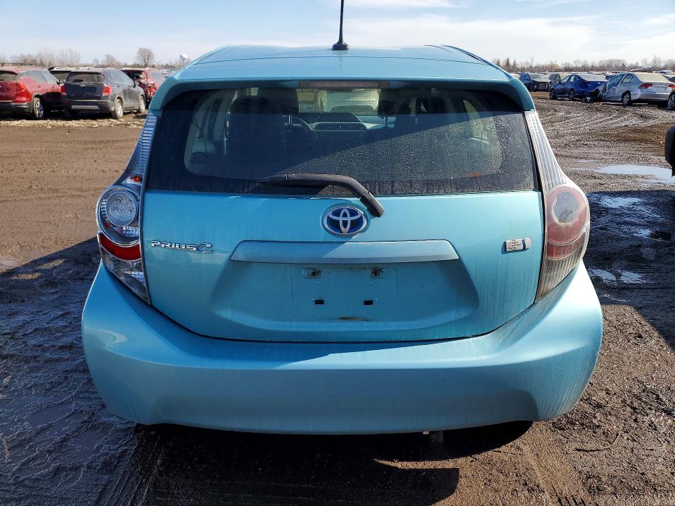 Продаж на аукціоні авто 2012 Toyota Prius C, vin: JTDKDTB36C1019575, номер лоту: 77347715